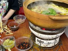 -威邵鸡煲(西华路总店)