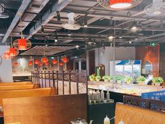 -牛里牛气· 榴莲海鲜鲜牛肉自助火锅·烤肉(横岗店)