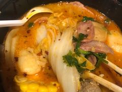 -小蛮椒麻辣烫·麻辣拌(青浦宝龙店)