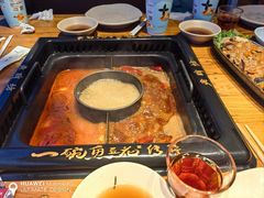 -老牌坊云南鱼豆花火锅(哈西万达店)