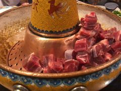-毛辣果·贵州红酸汤牛肉火锅(西单店)