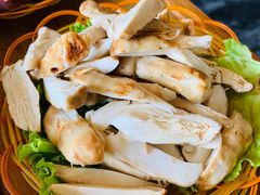 -易门野生菌府·菌海森林(月牙潭公园店)