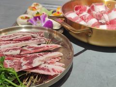 -围炉肉舍丹东海鲜烤肉·烤活鳗(步行街店)