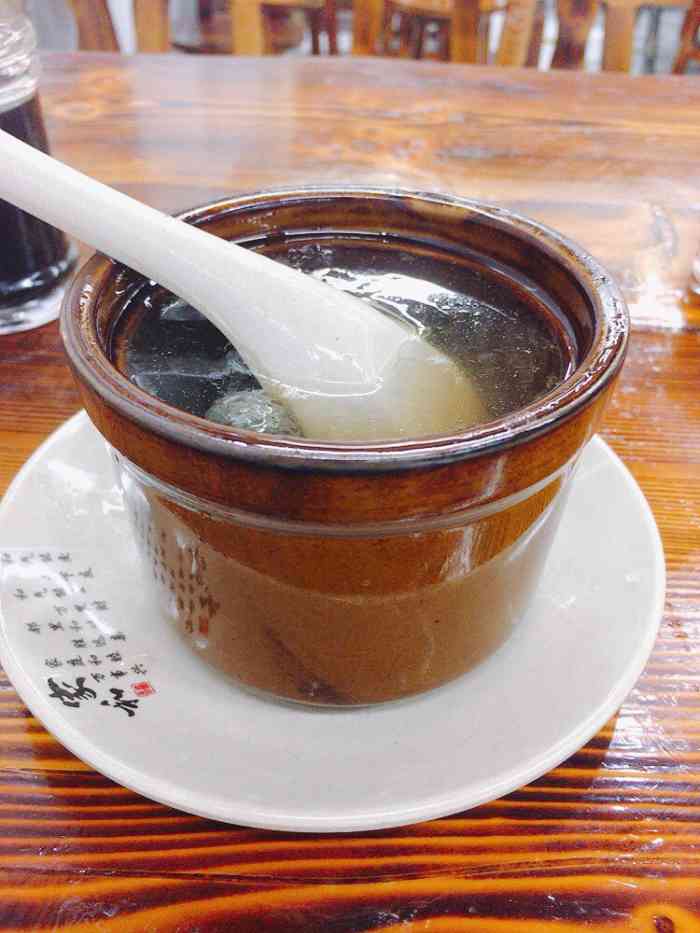 沙县小吃-"工作日解决午餐的好地方!装修的很明亮地."-大众点评移动版