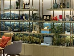 -杭州西湖湖滨银泰亚朵酒店
