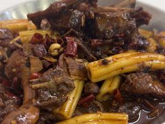 -江城燕子大排档(江汉路步行街店)