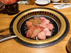 -炼火烤肉店