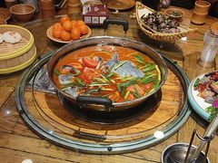 -亮欢寨酸汤鱼(沙冲路店)
