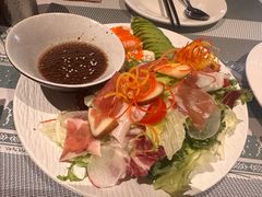 大虾牛油果沙拉-和牛食堂•BISTRO(广州首店)