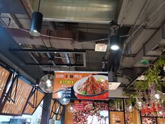 -辣小妮de川菜馆(红旗Mall店)
