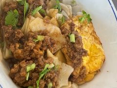 -裕新楼粉面馆·石磨手工粉(四方坪店)