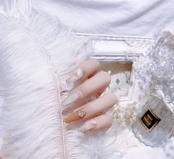 -午后美甲美睫生活馆