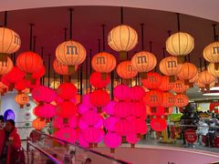 -m豆巧克力世界(上海世茂广场店)