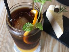 -ZING COFFEE 镜咖啡