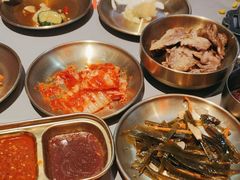 -轻烧烤肉(光谷步行街店)