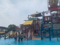 -热带风暴水上乐园(新镇路)