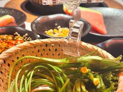-芸山季·云南野生菌火锅(人民广场来福士店)