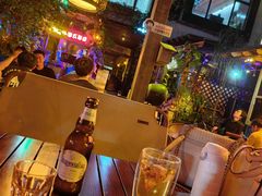 -城墙外BAR
