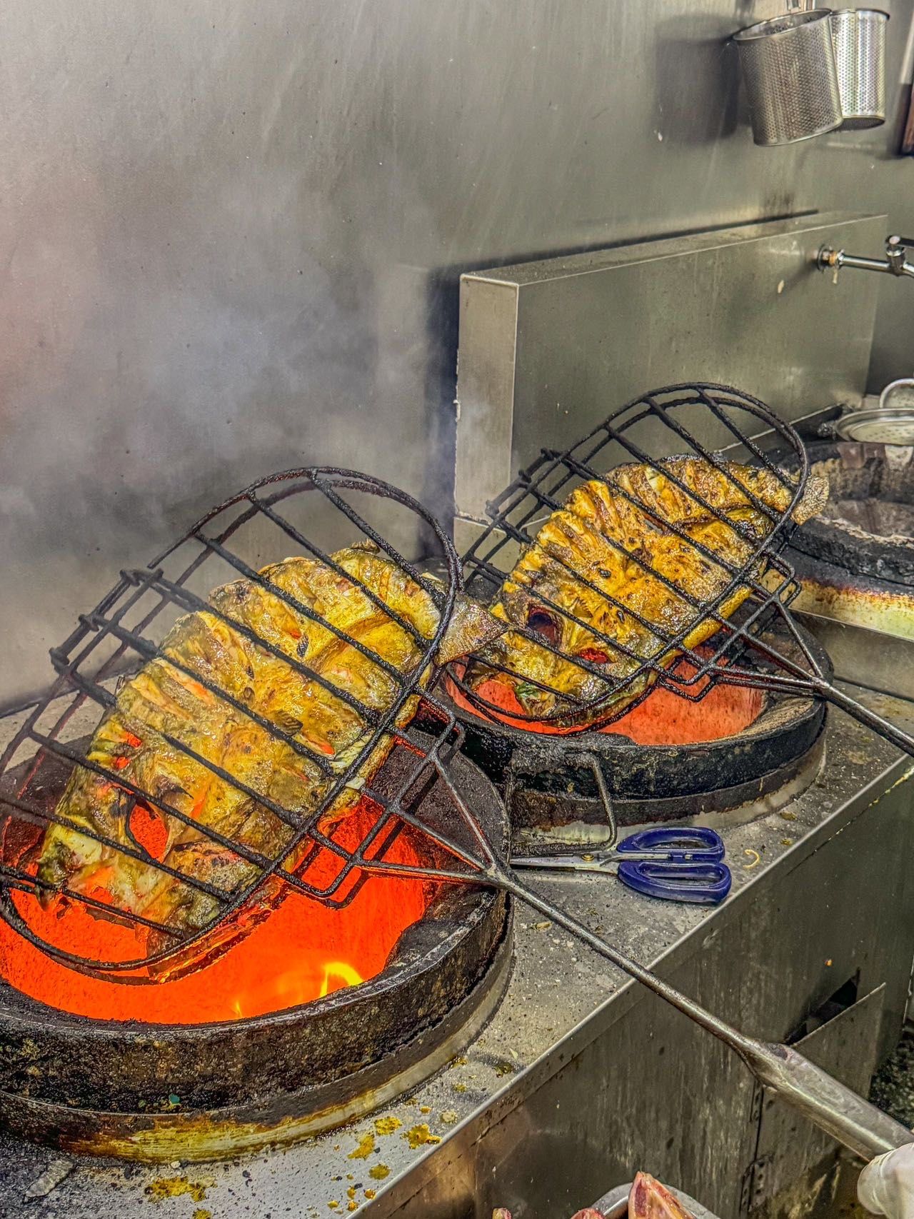 不愧是古法碳烤鱼,真的好吃!