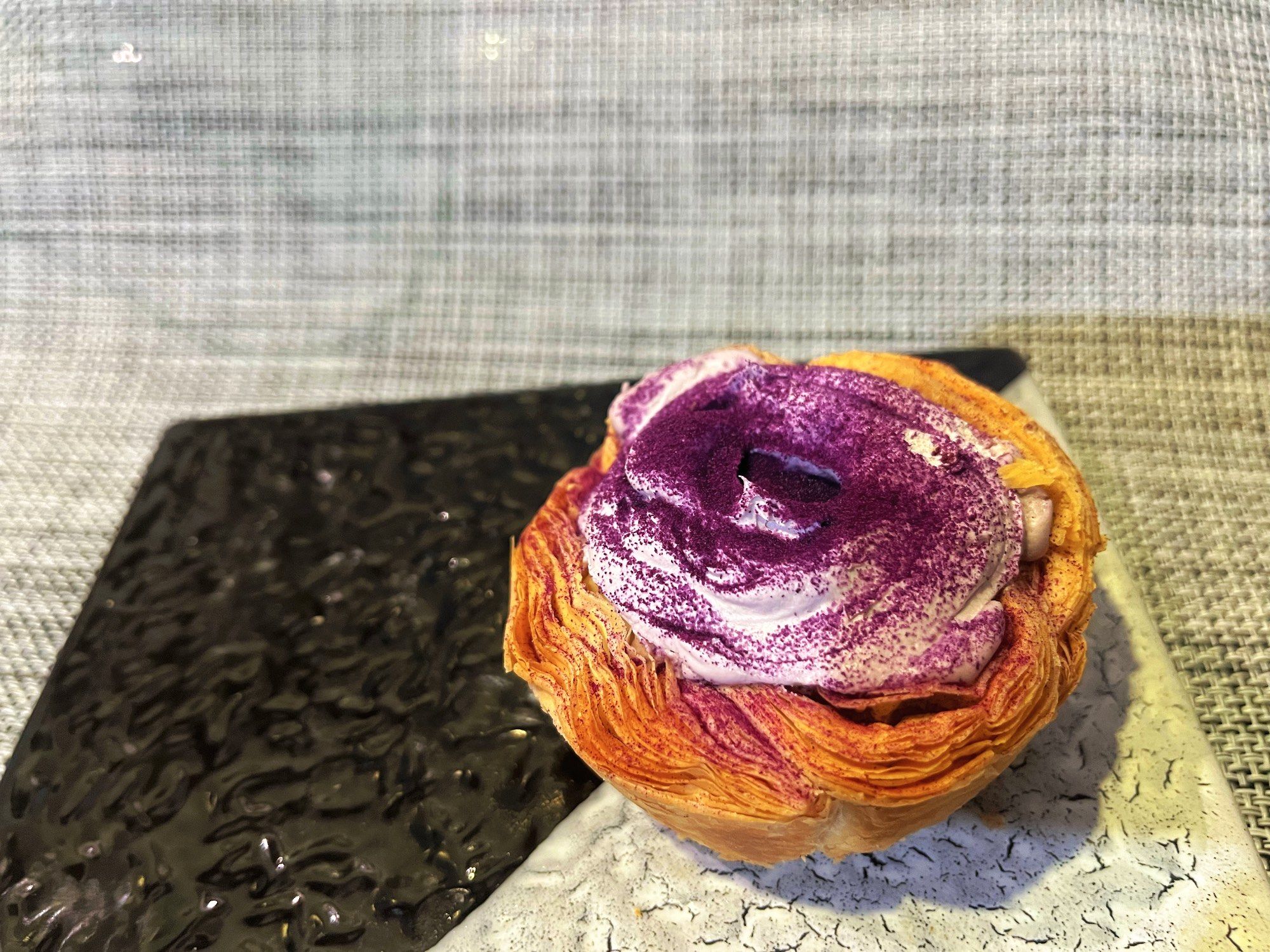 银泰花样蛋挞 芋泥焦糖可颂蛋挞