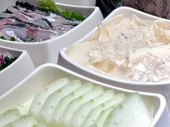 -海底捞火锅鲜切牛肉主题店(长寿路店)