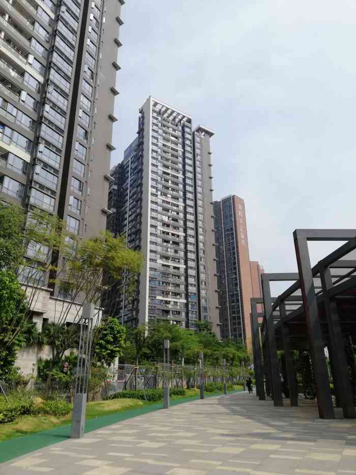 新辉大·汇龙湾-"除了保安和物管,其他都挺好,特别是697.