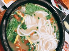-桥香园正宗过桥米线(机场五店)