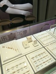 -潮宏基珠宝(天虹石路店)
