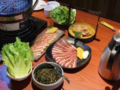 -山之屋炭火烧肉·生啤畅饮(大朗万科中央公园店)