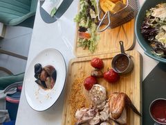 -ins森林童话餐厅coffee&bistro