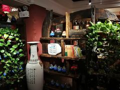 -大匠工房古船木艺术餐厅·猪肚鸡专门店(长白仙岛店)