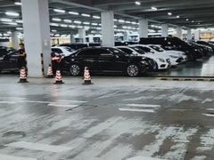 -中信泰富万达广场·停车场