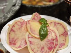 -蘑界·野生菌火锅(深业上城店)