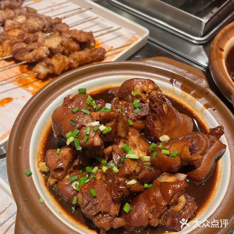 火爆徐州的烧烤终于来昆山了 听说他们家是地道的徐州烧烤