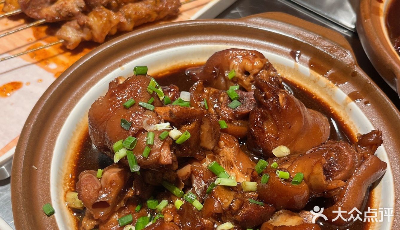 火爆徐州的烧烤终于来昆山了 听说他们家是地道的徐州烧烤