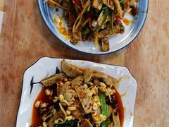 -一家人剪刀面(海伦国际店)