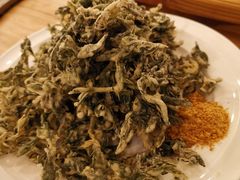 炸花椒芽-荣德灶台鱼(圣泉寺店)