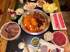 -大龙辣火锅·龙虾·烧烤(湖滨新天地店)