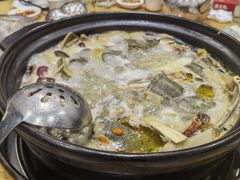 -濠轩阁特色生蚝火锅(水湾路店)