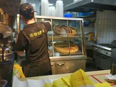 -弄堂咪道-饭香·面香·馄饨香(钦州北路田尚坊店)