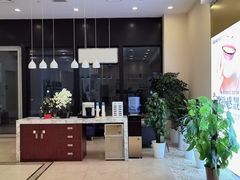 -瑞尔齿科(颐堤港诊所)