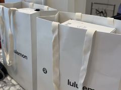 -lululemon(比斯特购物村店)