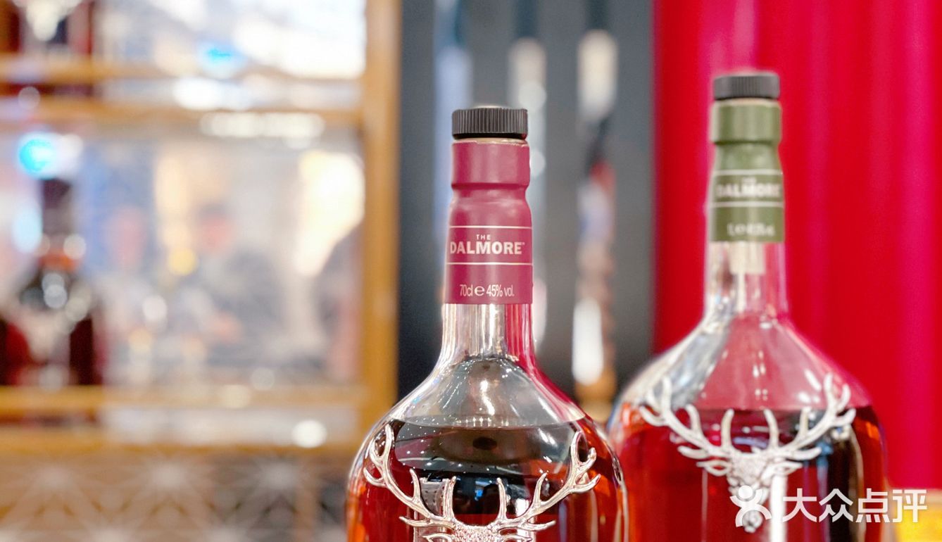 威士忌🥃也玩快闪❓这个国庆假期快来围(蹭)观(酒)‼️