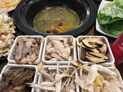 -菌乡缘·野生菌蒸汽鱼火锅(江边夜市店)