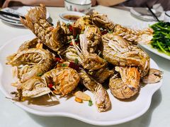 -三亚火车头万人海鲜广场