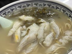 -明呈黄鱼面馆(斜土路店)