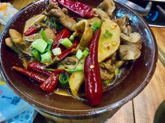 -老街·稳拈老火锅(海椒市店)