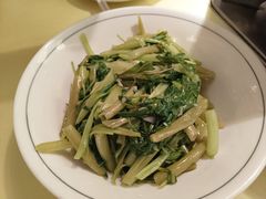 -丽丰购物中心·停车场