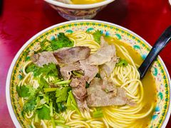 -金杨拉面王小吃面馆·牛三宝面·红烧牛肉粉
