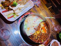 -乐山串串香老火锅(鼓楼店)